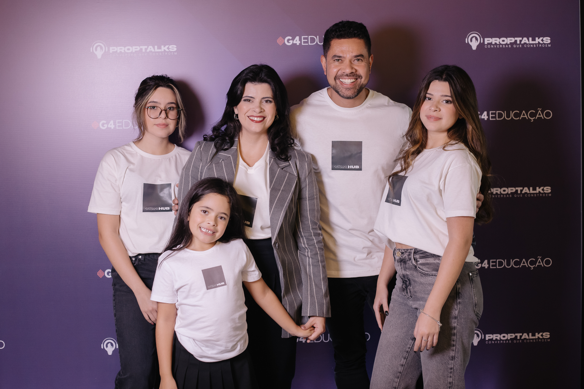 Família Katsuki em evento G4 Educação